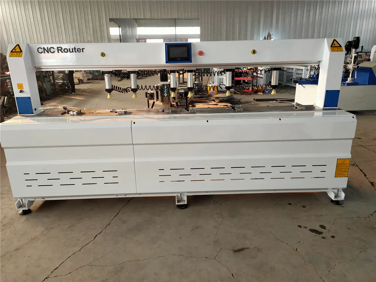 木工自動(dòng)打眼機(jī)：多軸榫槽機(jī) 鉆孔工藝的自動(dòng)化革命